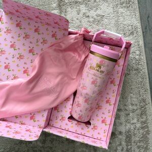 NEW Stanley 1913 x LoveShackFancy IceFlow ™ Flip Straw Tumbler | 30 OZ